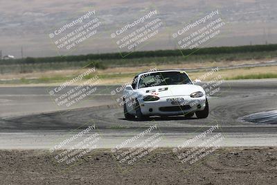 media/Jun-01-2024-CalClub SCCA (Sat) [[0aa0dc4a91]]/Group 3/Race/